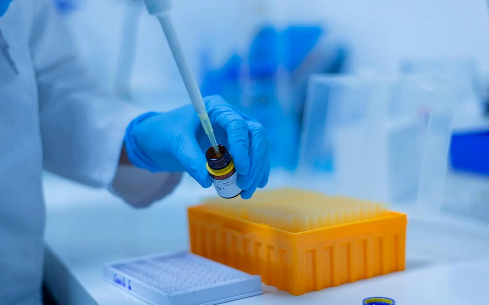 Laboratory, pipette and research